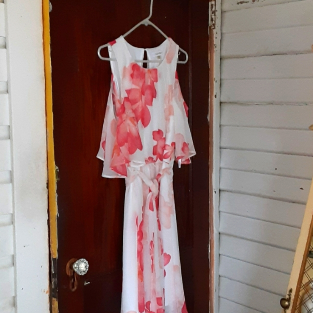 Calvin Klein sz 12 elegant floral cold shoulder dress peach coral and white